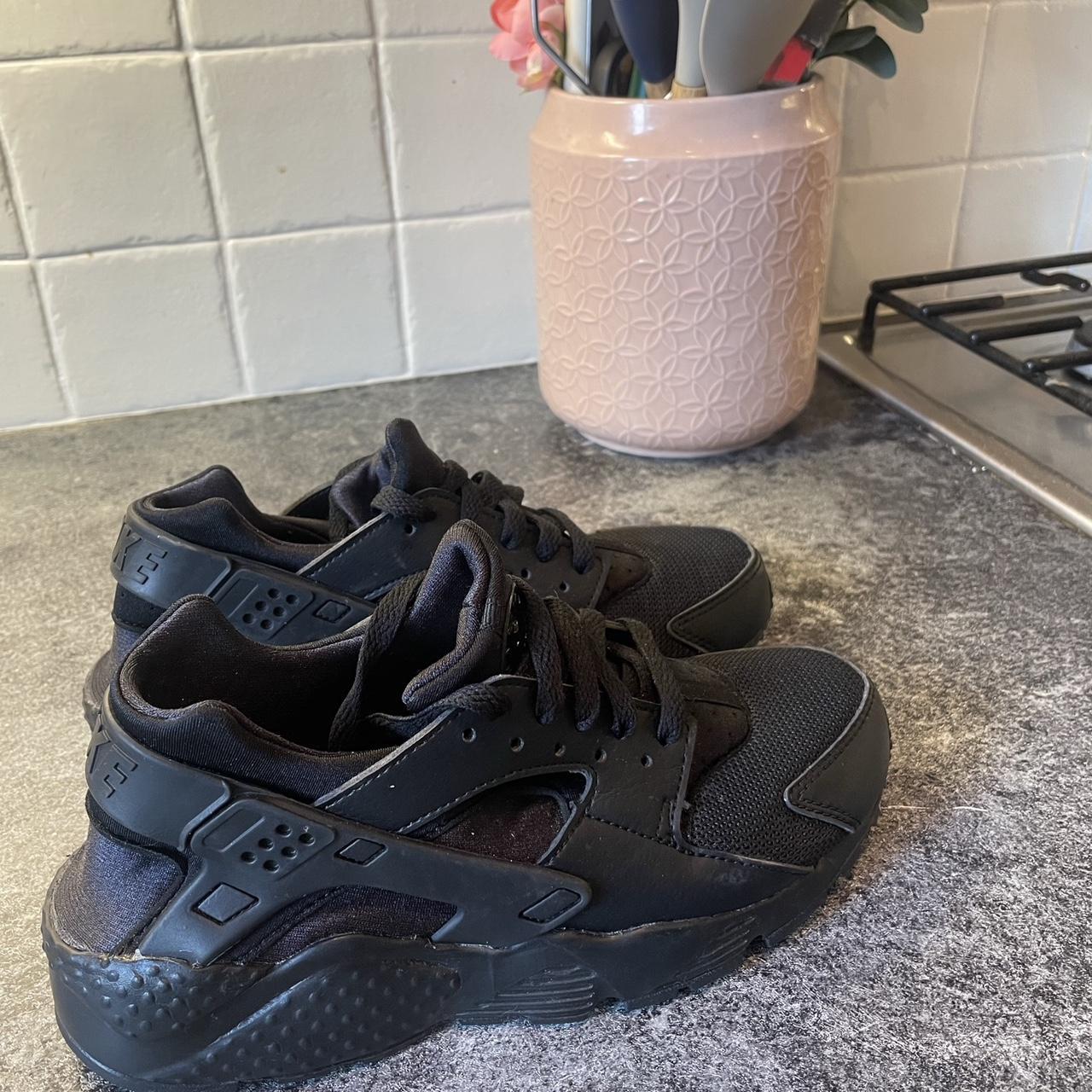 size 5 nike huaraches