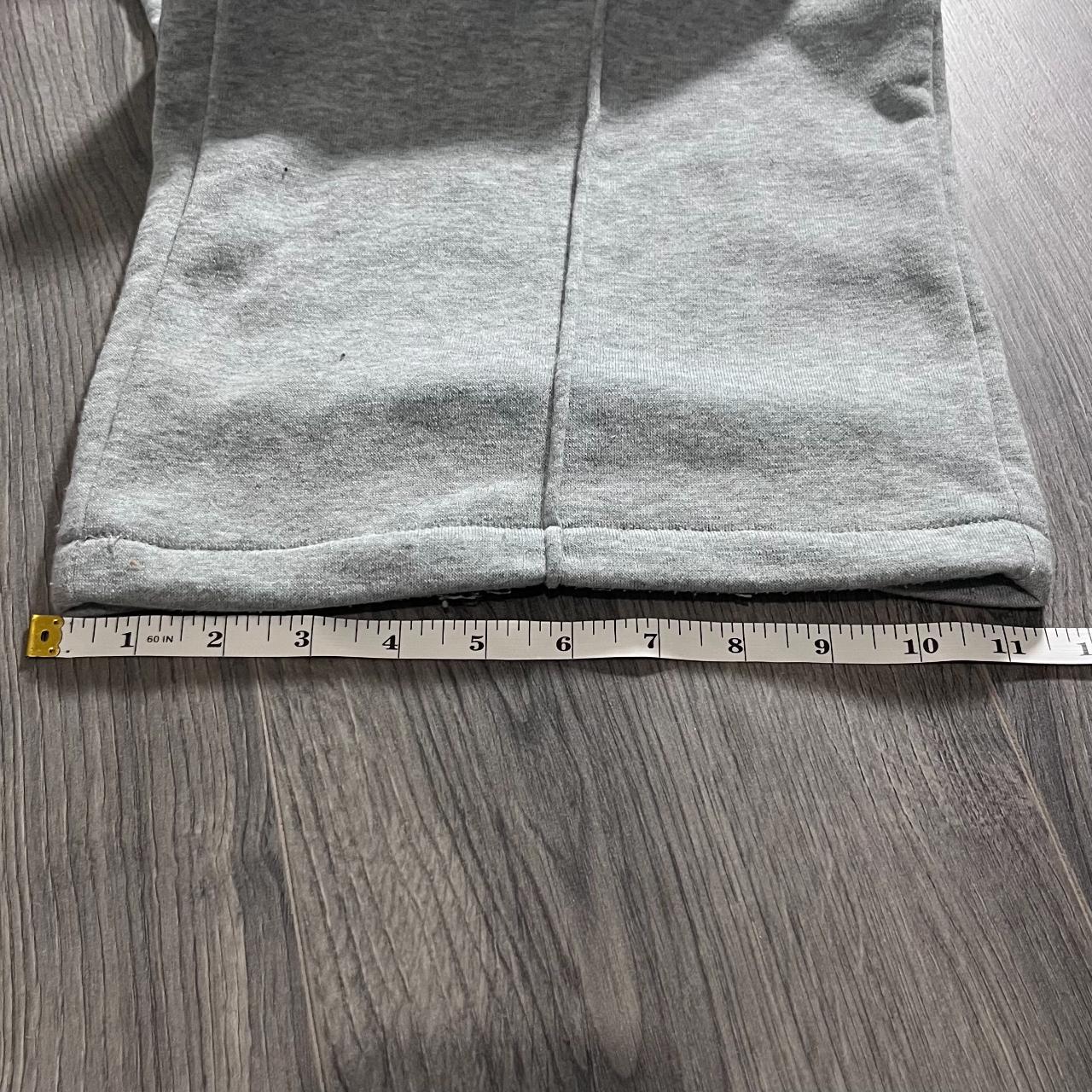 vintage / y2k / 2000s baggy ribbed grey... - Depop