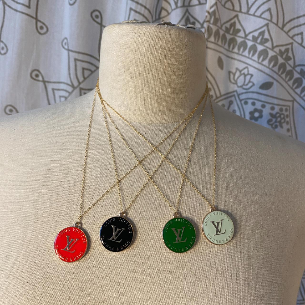 /LOUIS VUITTON CHAIN LINKS PATCHES NECKLACE/ /Weared - Depop