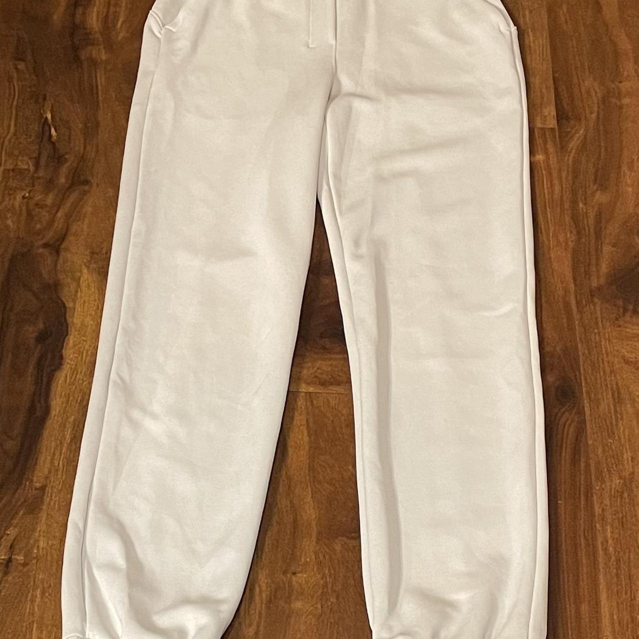 Lululemon Softstreme Relaxed High-Rise Pant. Never