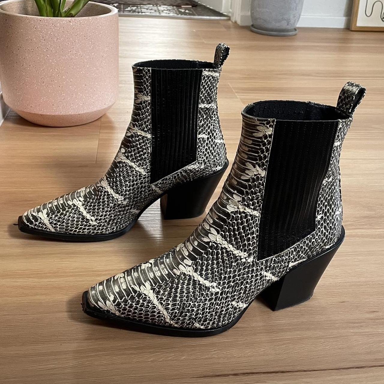 Aeyde Kate leather snake cowboy boots Size EU38 Depop