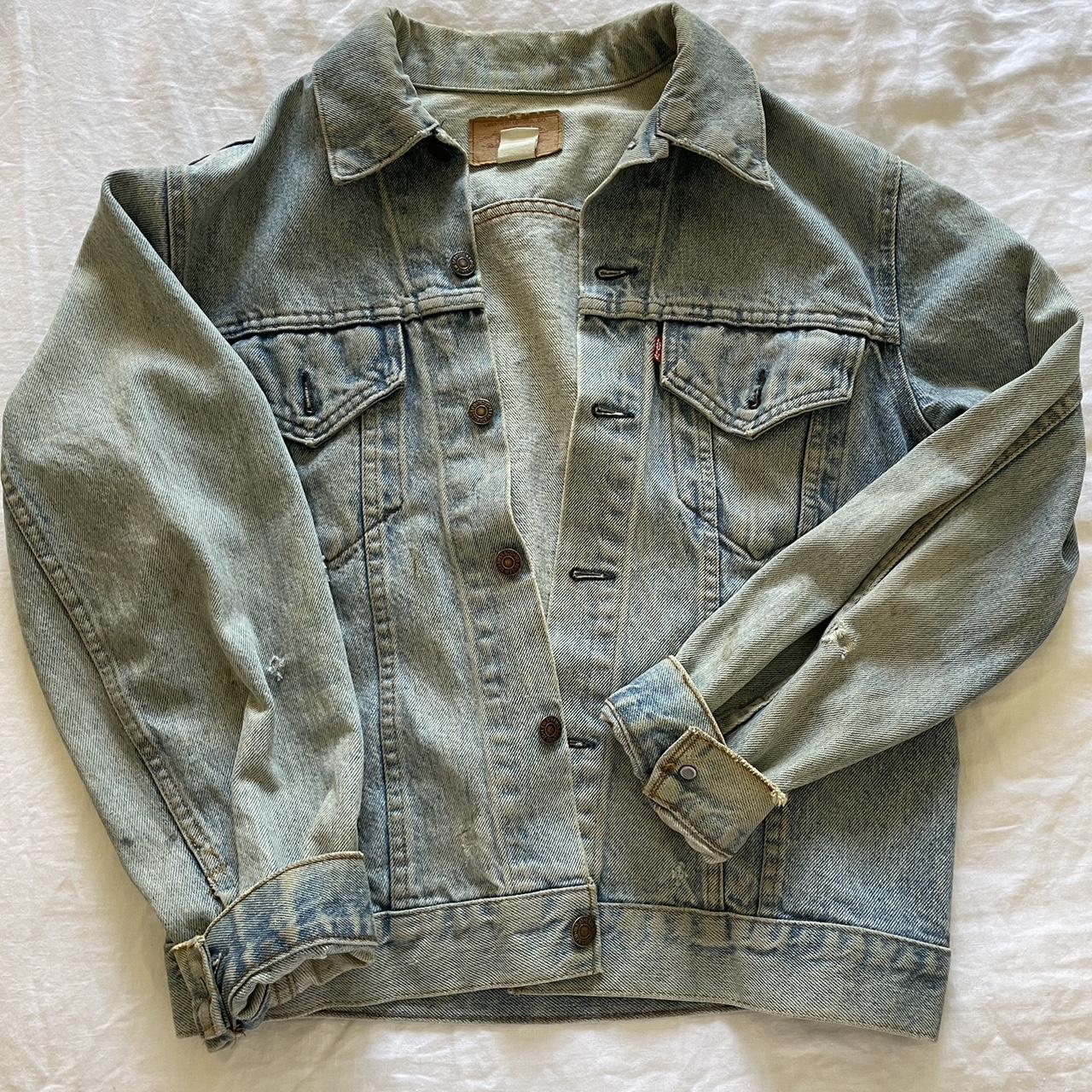 vintage levi's denim jacket with big patch on the - Depop