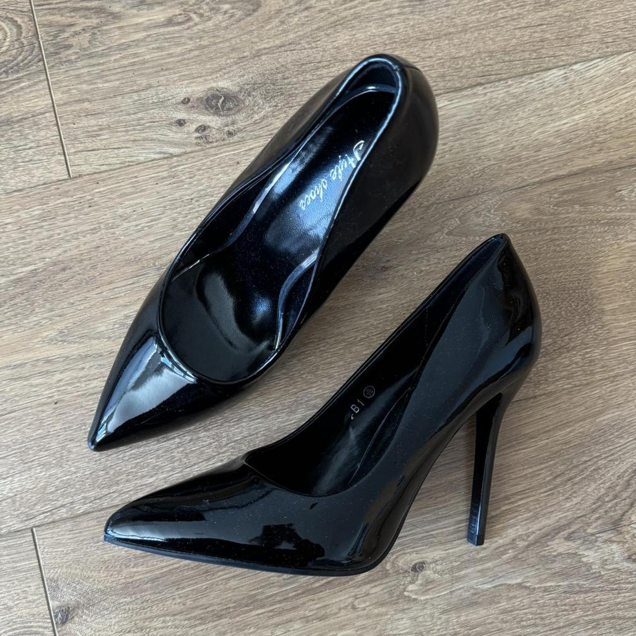 pumps black heels