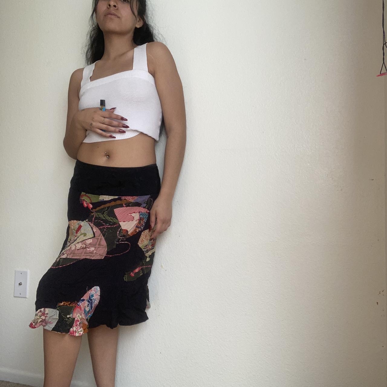 GlobeTrotter Women's Black Skirt Depop