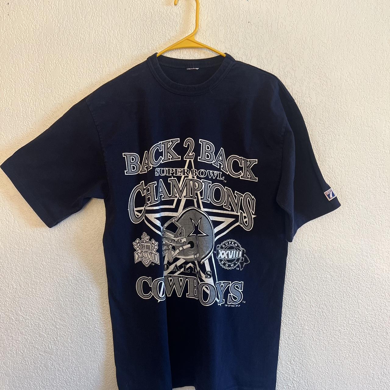 Men's Navy and Grey T-shirt | Depop