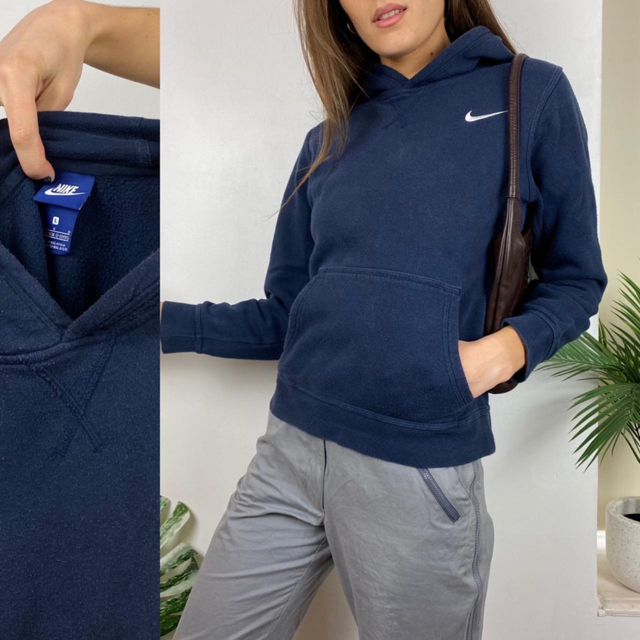 Nike Women's Navy and White Hoodie | Depop