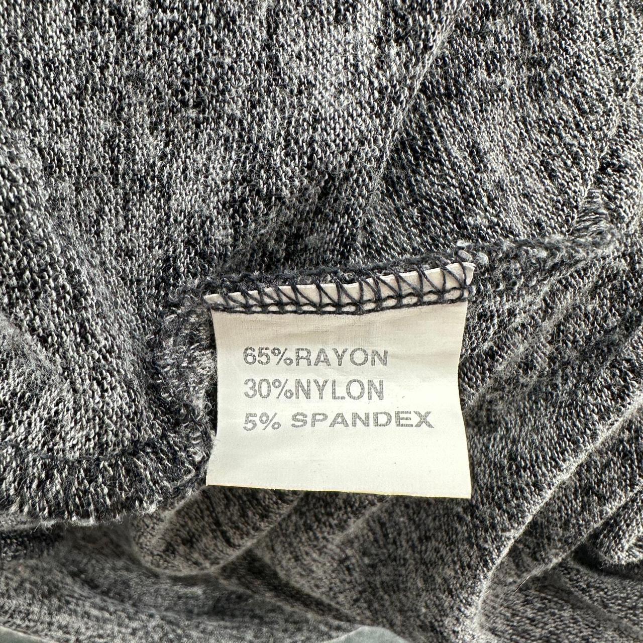 Preloved Women's T-shirt - Grey - L – Ouges Women… - image 5