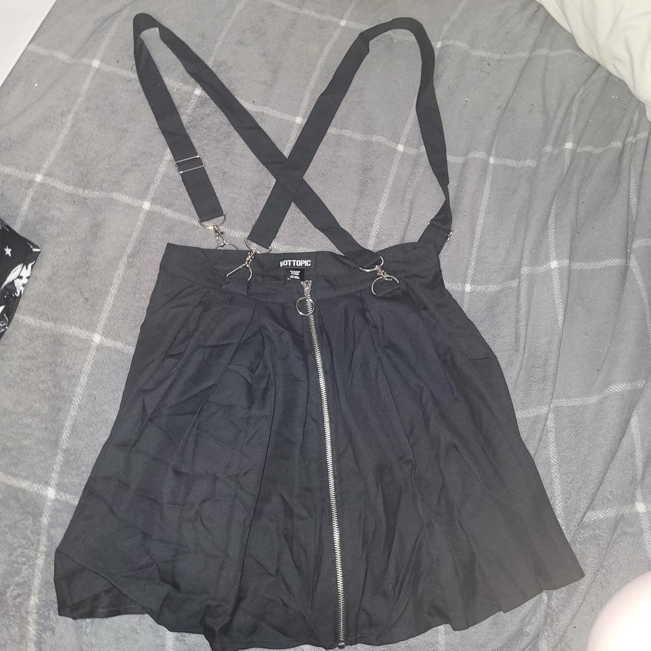 item listed by blackl1tappar1tion