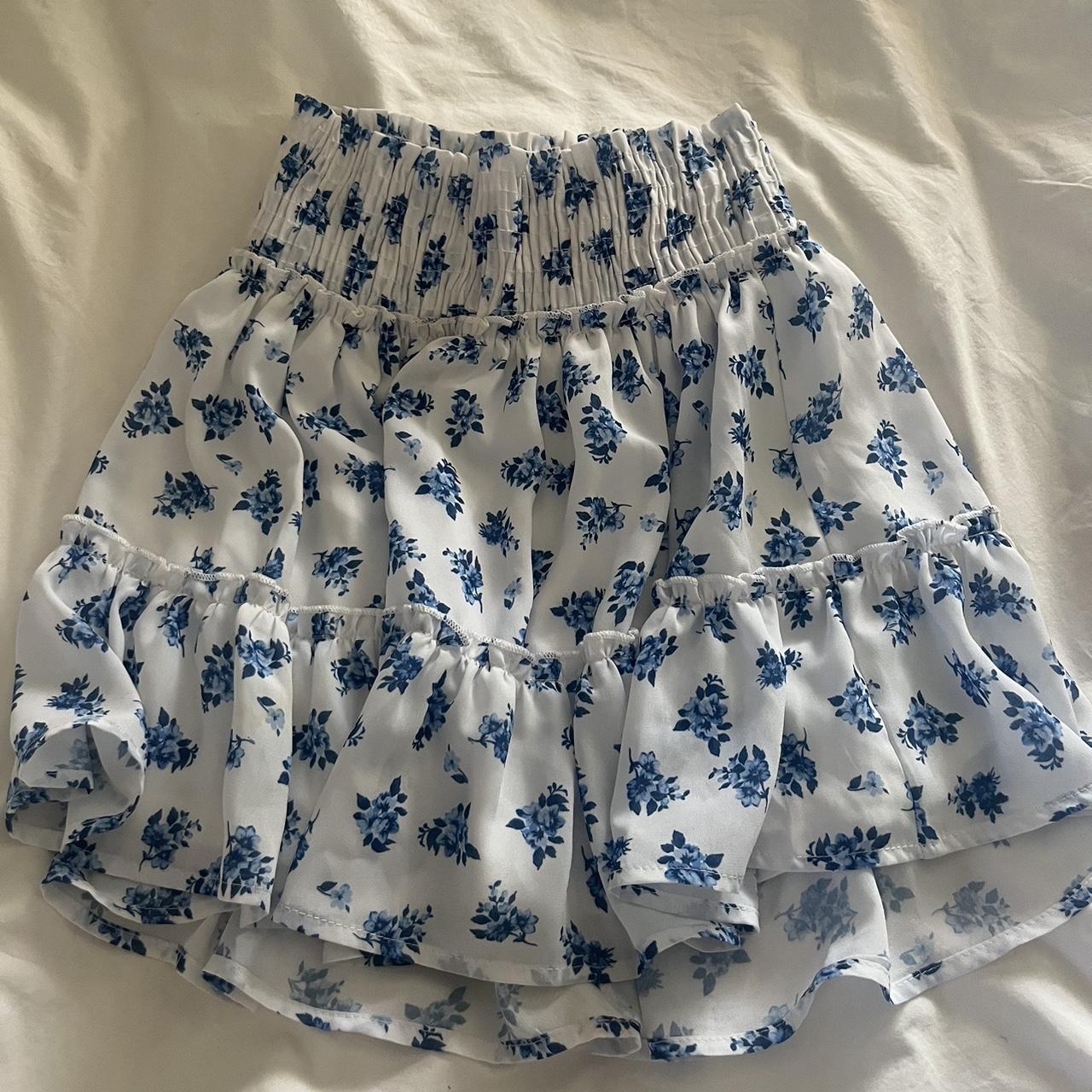 Altar'd State Women's White and Navy Skirt | Depop