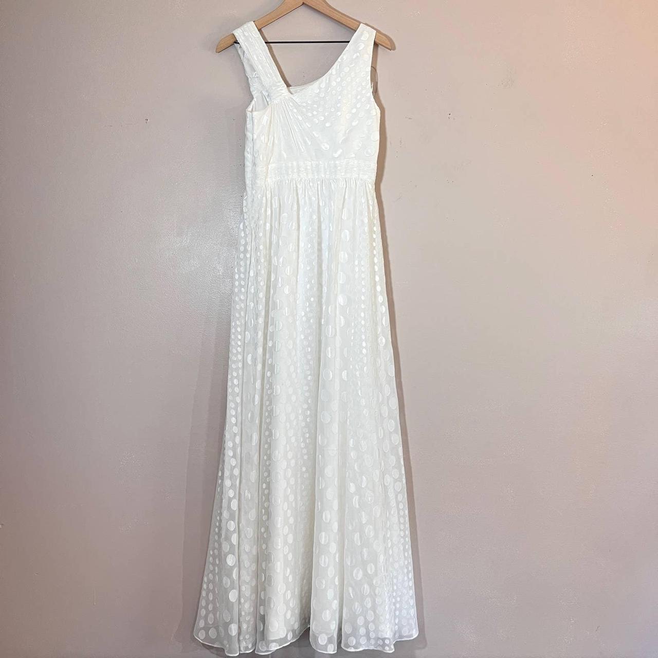 Aidan Mattox Women's White Dress | Depop