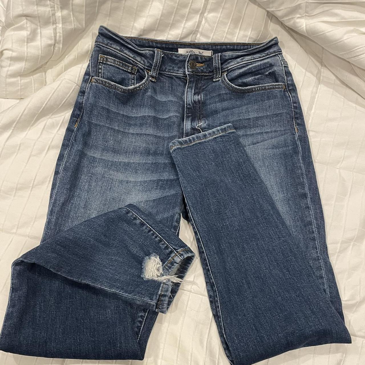 Willow & Root High Rise Mom Jean - Depop