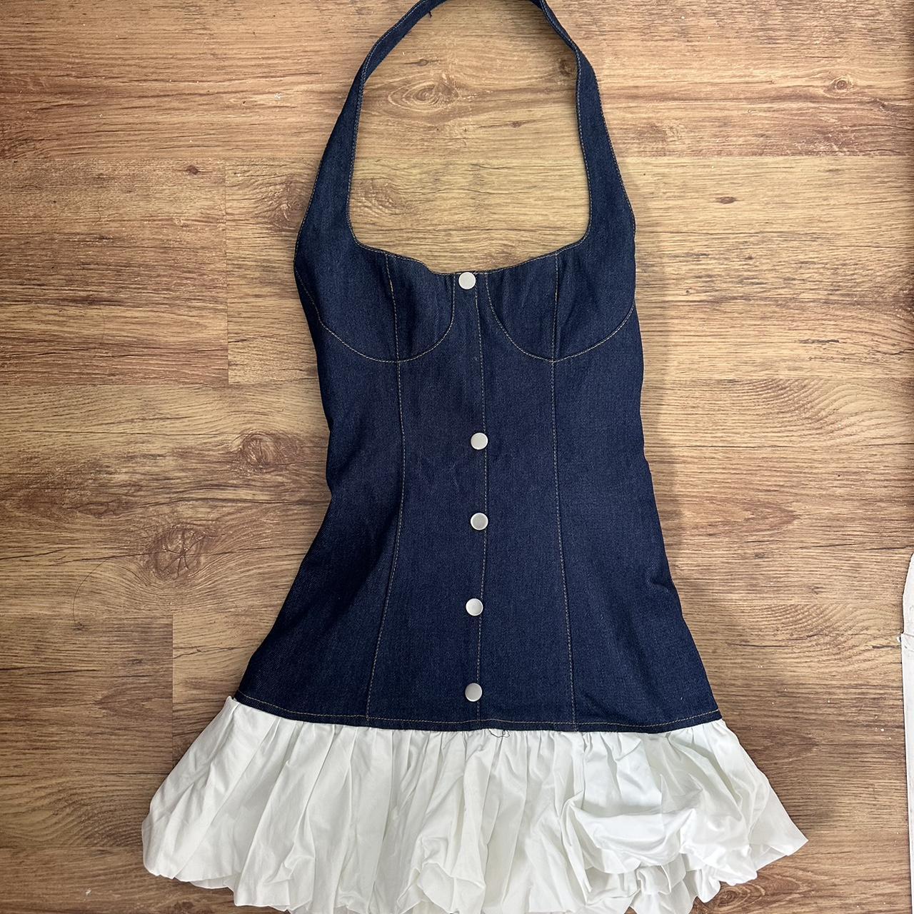 item listed by elisaarpamon