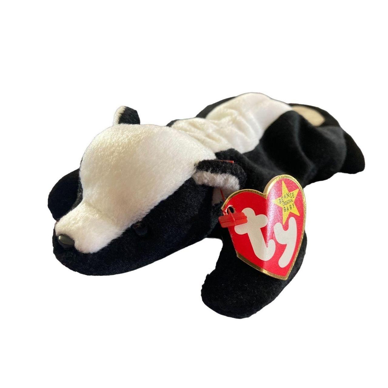 Vintage 1995 Stinky Skunk hotsell Beanie Babies Stuffed Animal