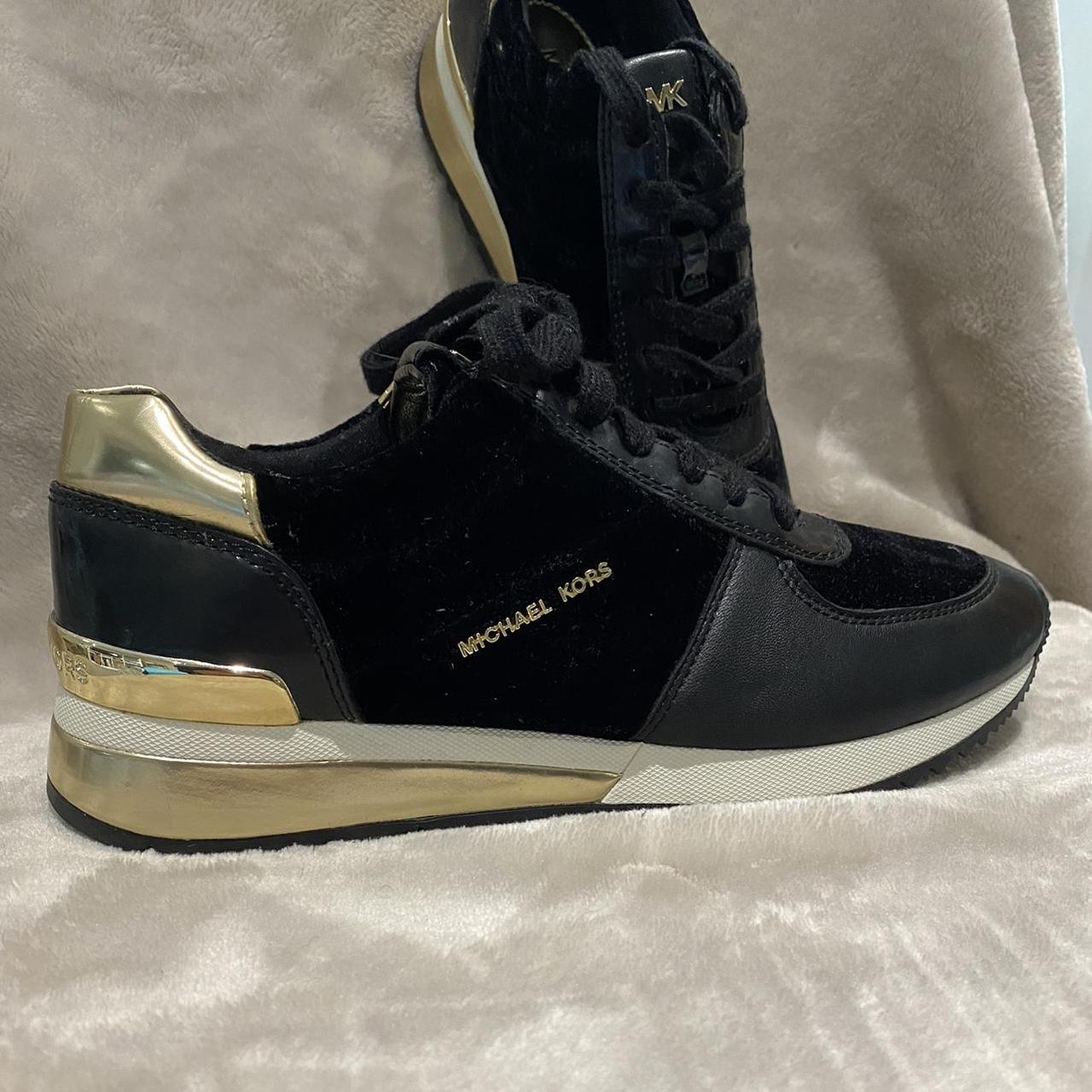 Michael kors sneakers black on sale gold