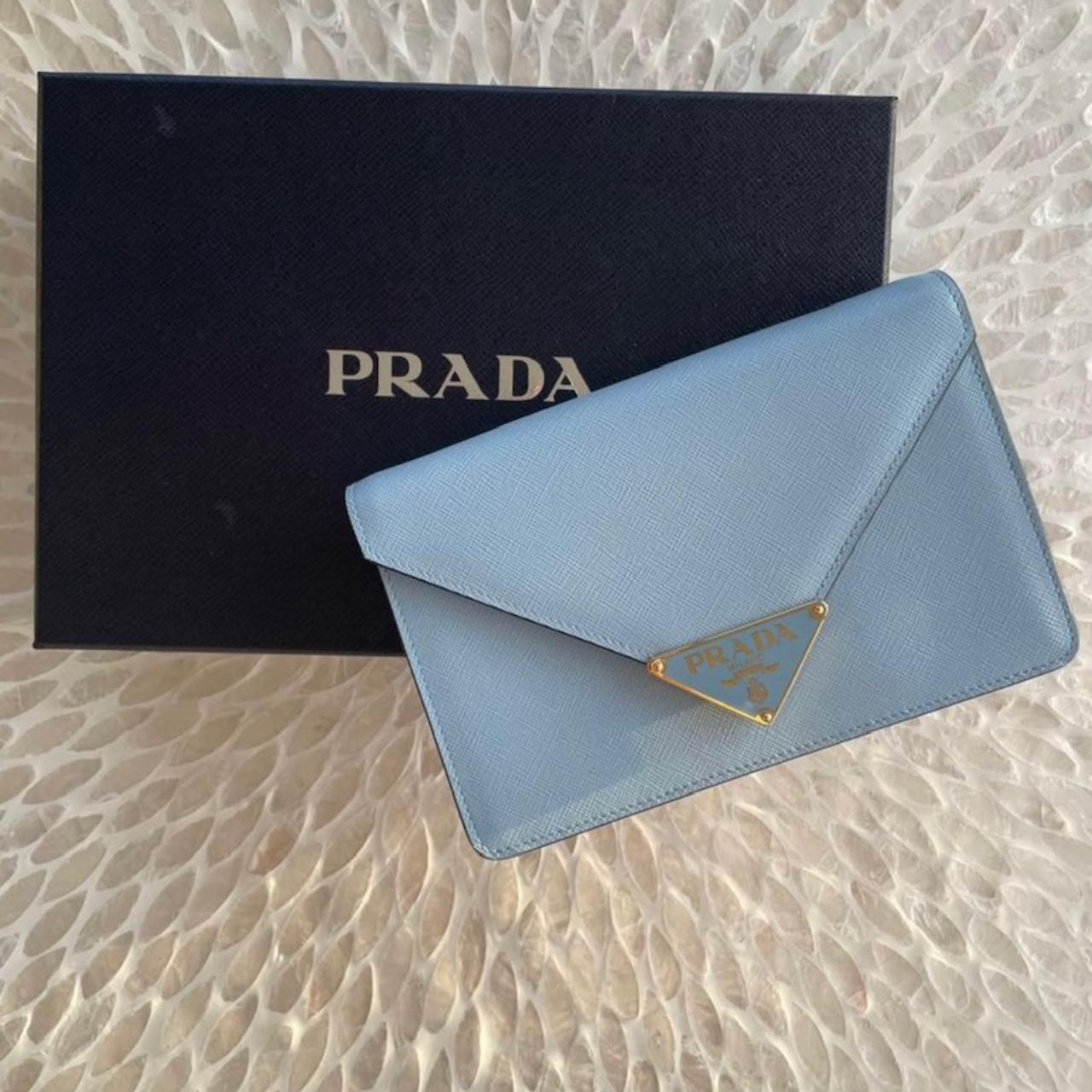 Prada pattina in pelle saffiano baby Depop