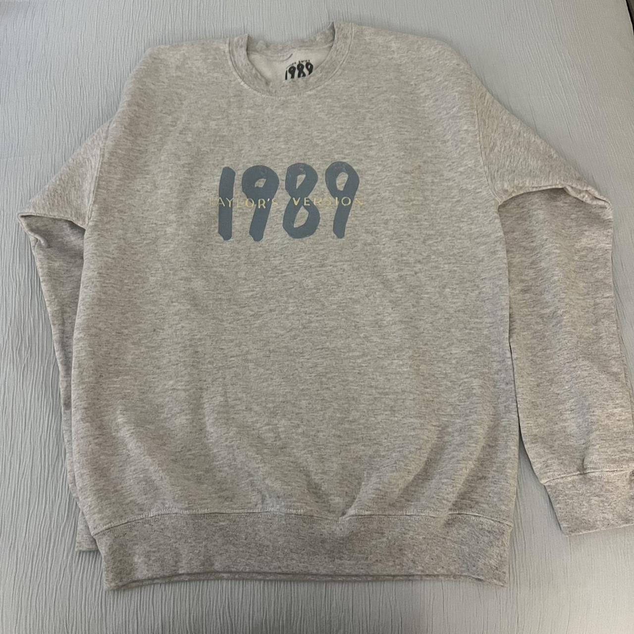 Taylor Swift 1989 Spotify Fans First Gray Crewneck, | Depop