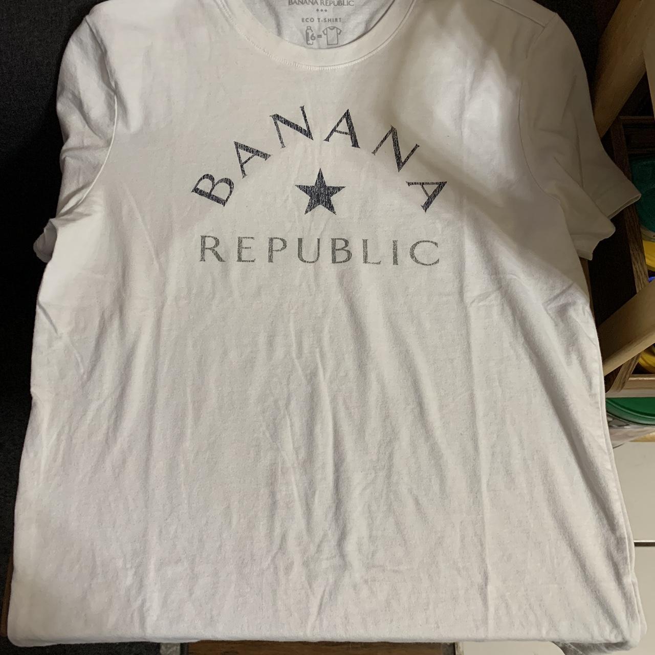 Vintage banana republic T shirt. No flaws. Size S... Depop