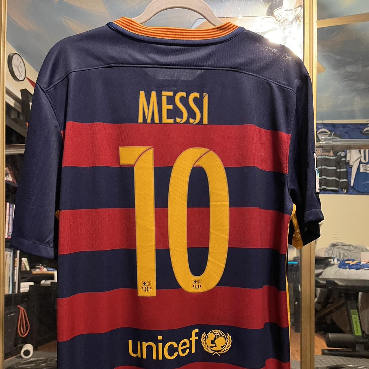 Barcelona 14/15 Messi Jersey Size: XL Pre-owned - Depop