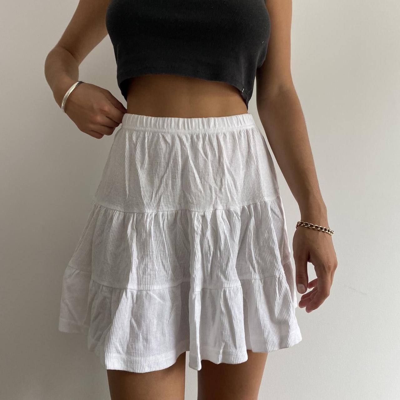 Glassons Women's White Skirt Depop