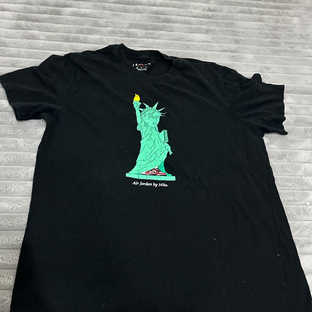 Nike Statue of Liberty Tee Shirt Depop