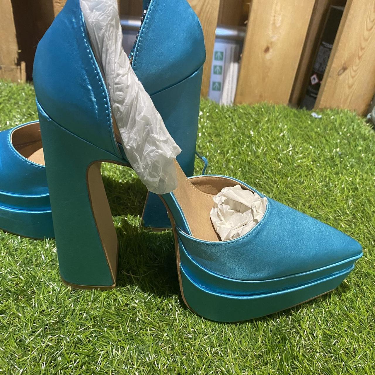 Statement hot sale heels uk