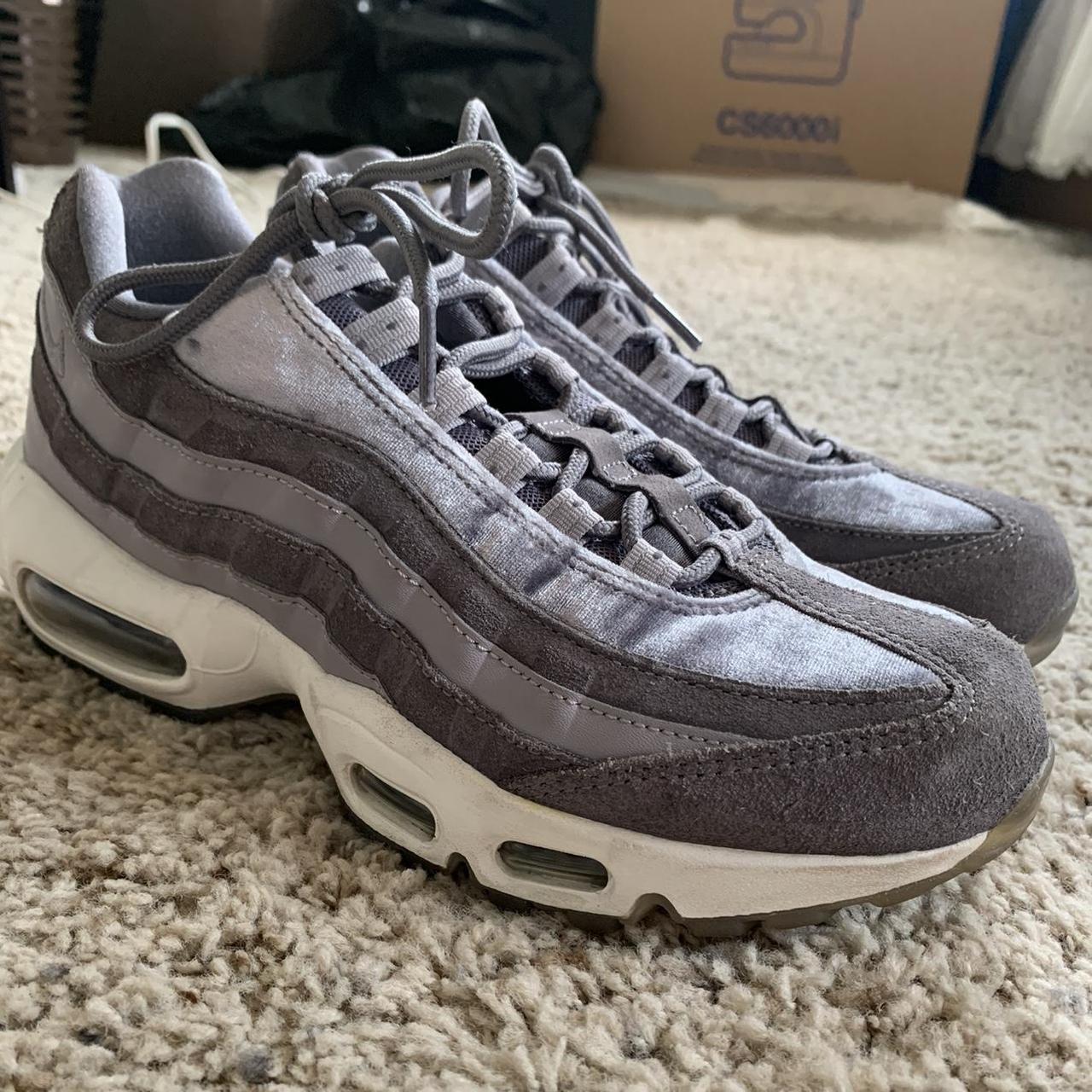 Size Nike Air Max 95 LX Gunsmoke W,