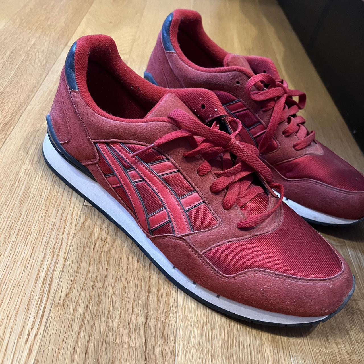 mens red asics trainers
