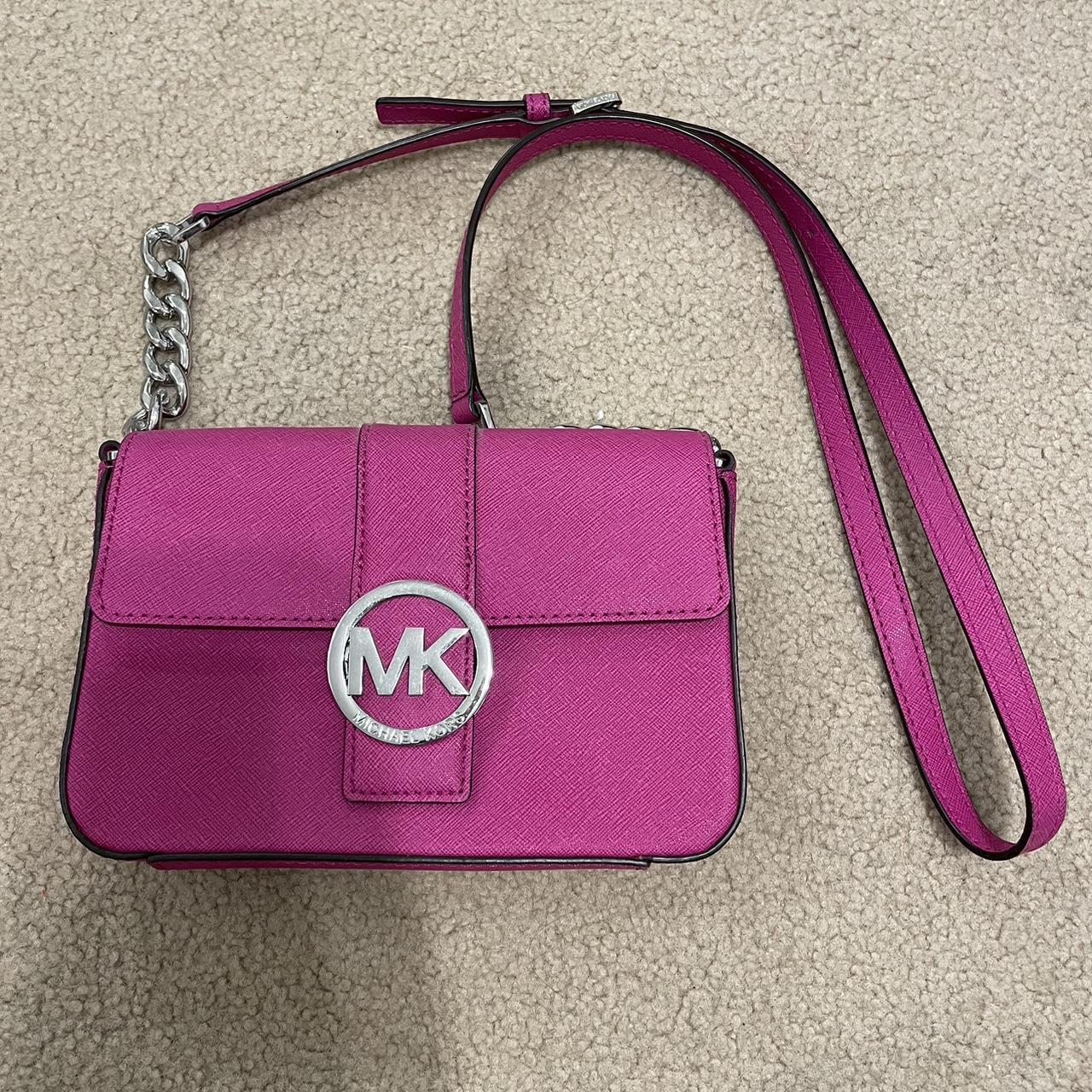 Super cute buy bag MK