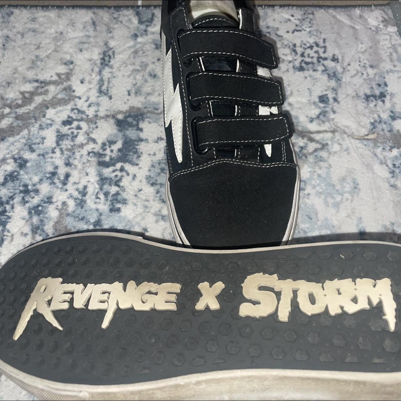 Revenge hot sale vans velcro