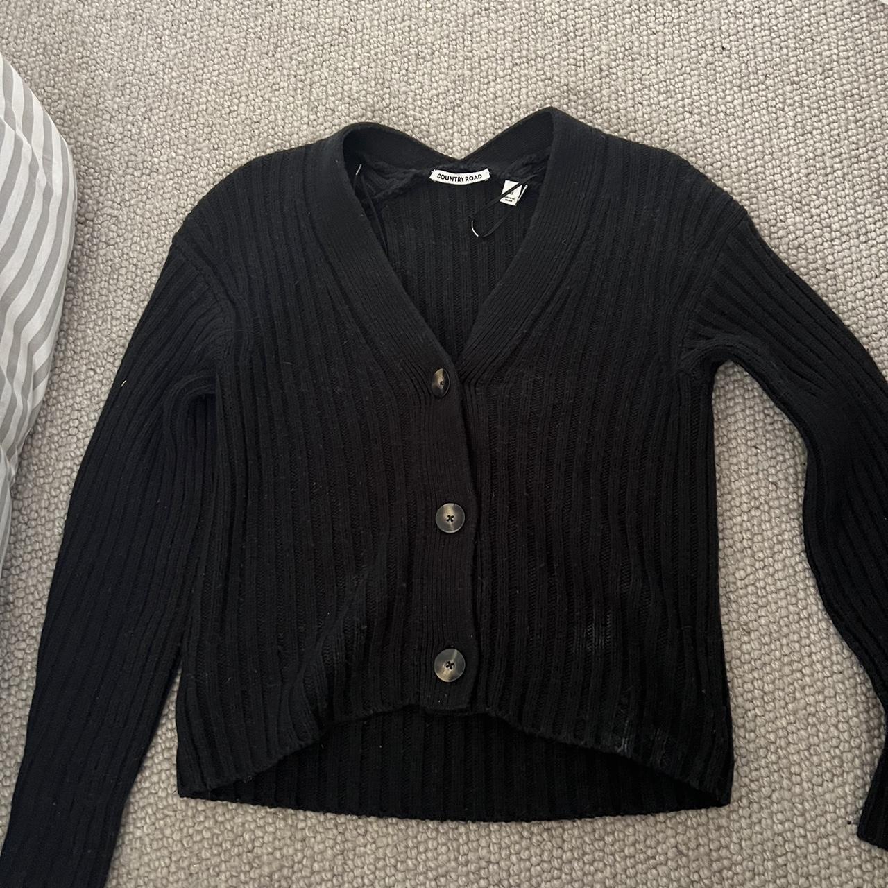 Country road ribbed knit cardigan Size xs Hardly worn Depop