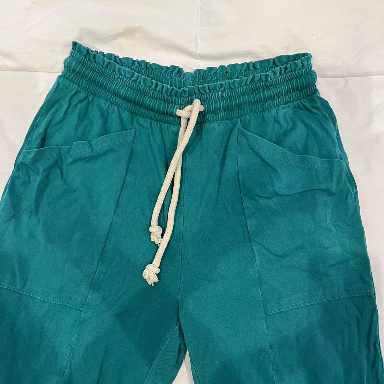 Universal Thread Womens Green Trousers Depop