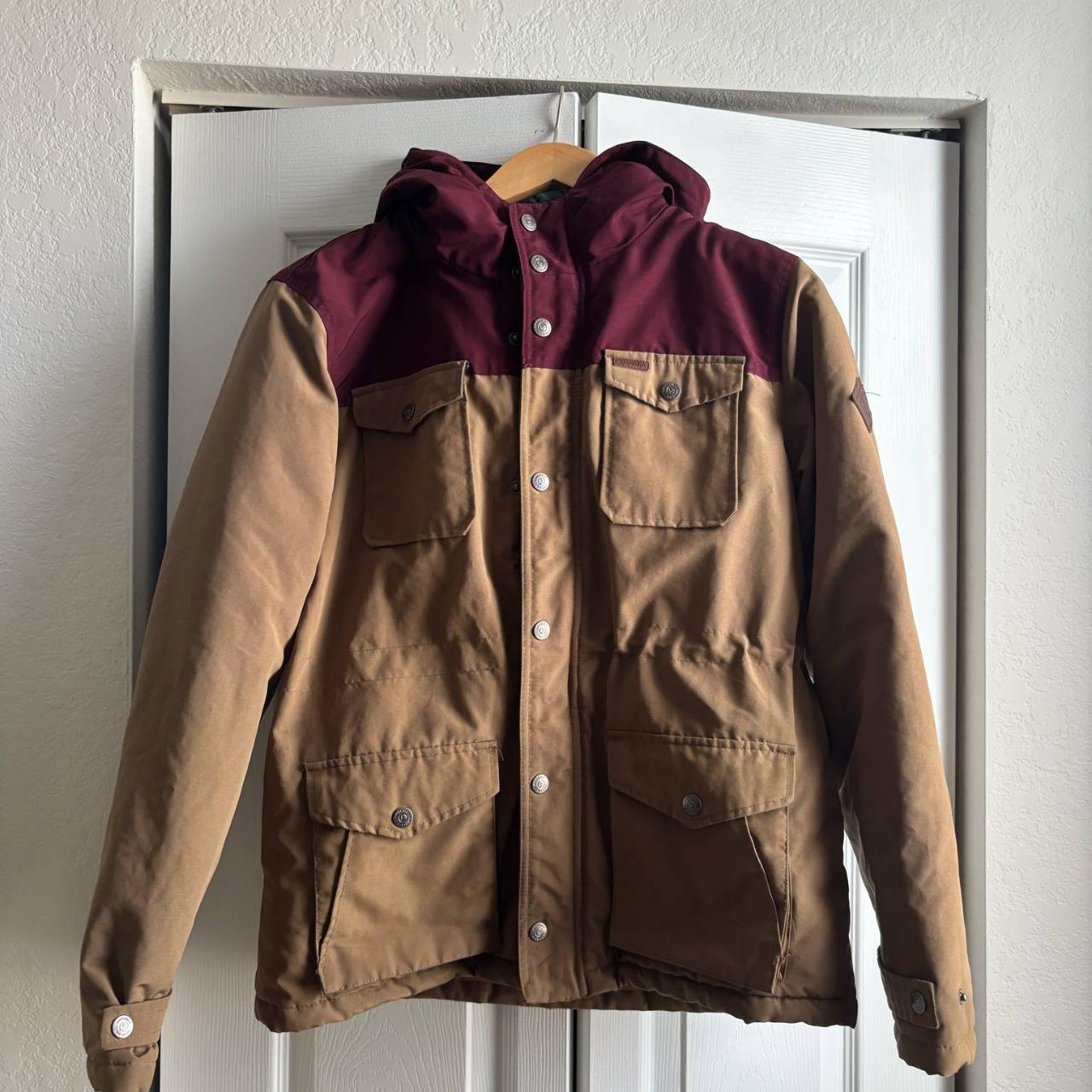 item listed by mint_flip_vintage