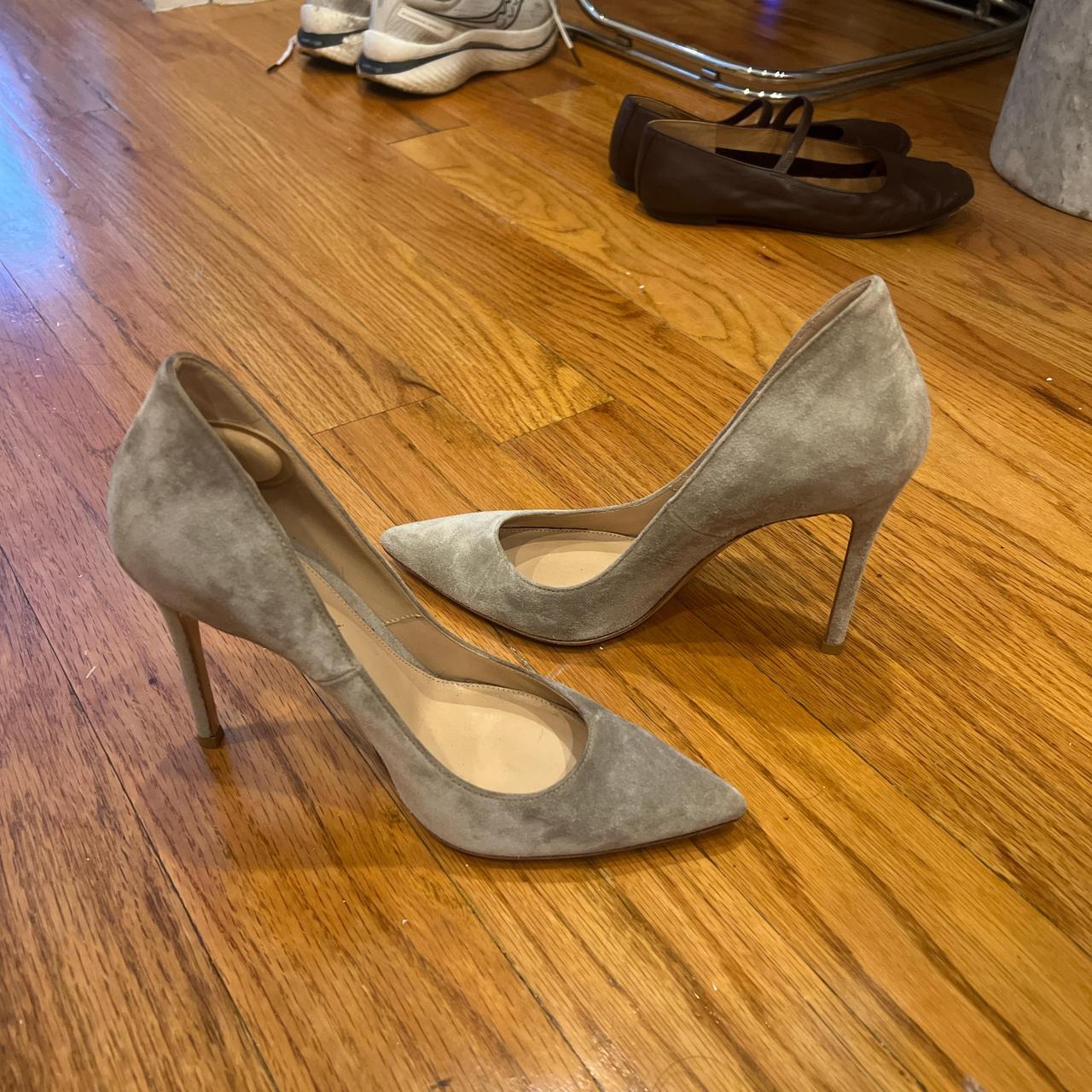 Gianvitto Rossi tan suede pumps heels Worn Depop
