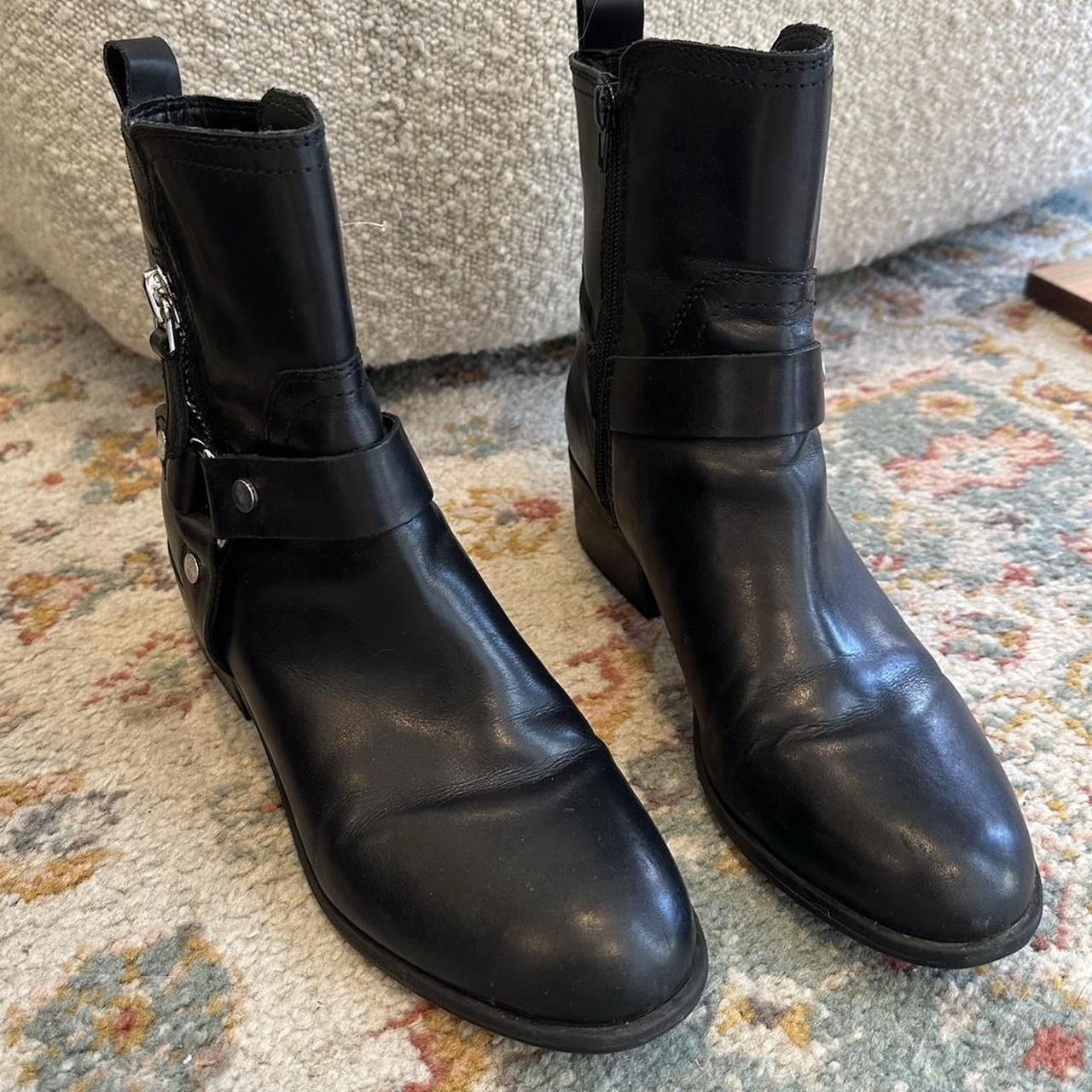 Frye Women's Black and Silver Boots | Depop