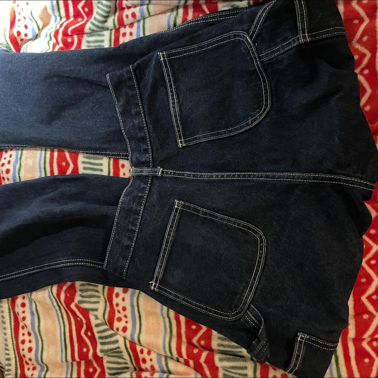 Brandy Melville Women's Navy and White Jeans (2)