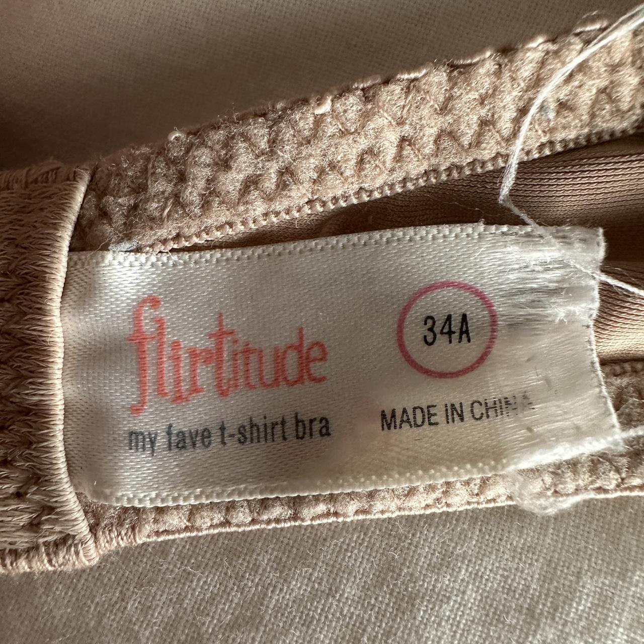 JCPenney Women's Tan and Black Bra Depop