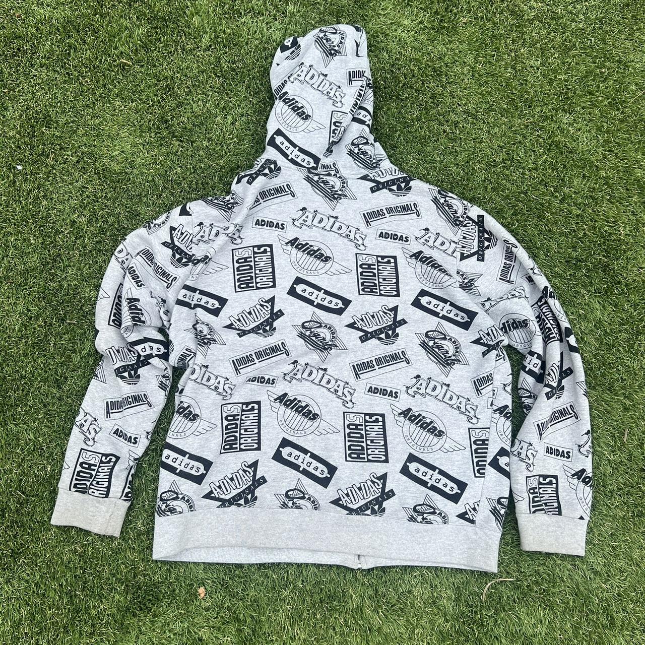 コラボ◆【FOG x adidas】Sweatshirt◆オーバーサイズ，シンプル 74988699.png