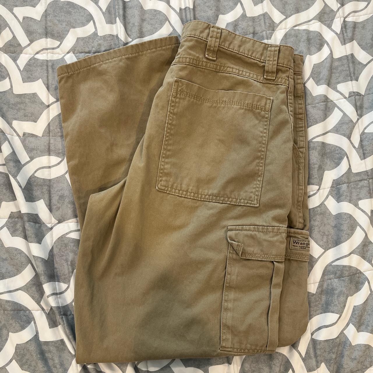 Tan Wrangler Cargo Pants Size 34x32 Inseam 31” Leg... - Depop