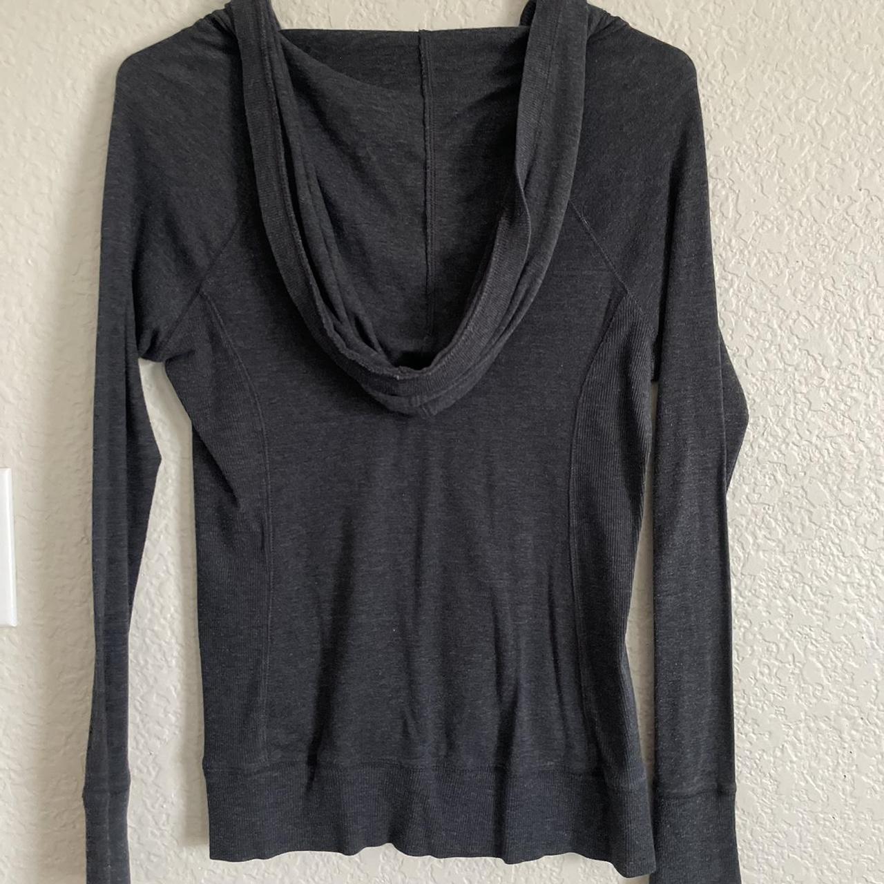 Old Navy Women's Grey Shirt | Depop