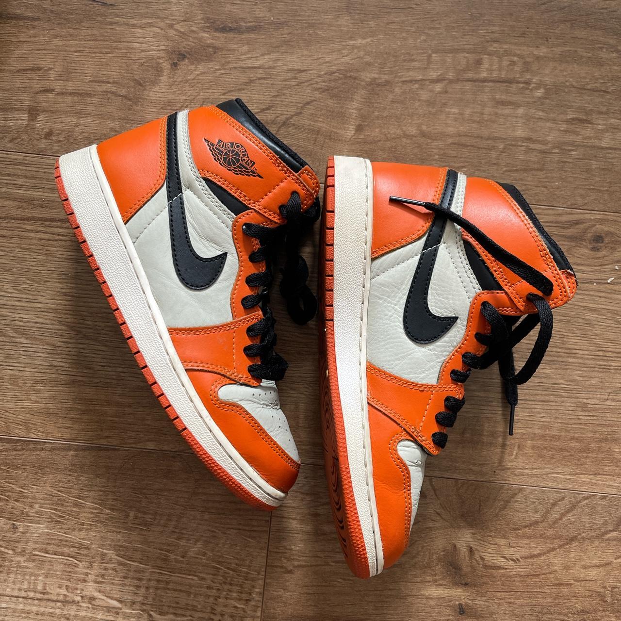 reverse shadow jordan 1