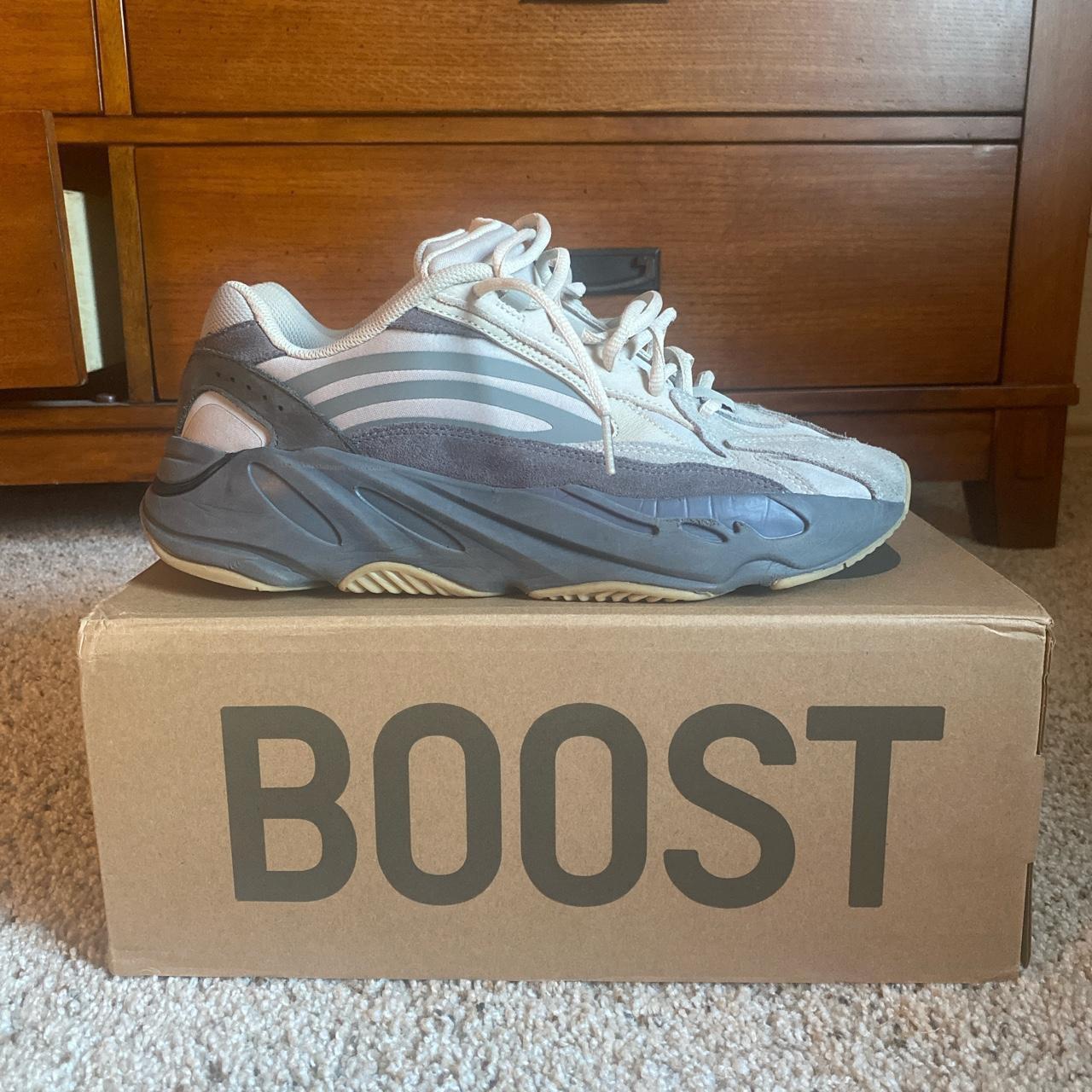 Yeezy hot sale tephra resell