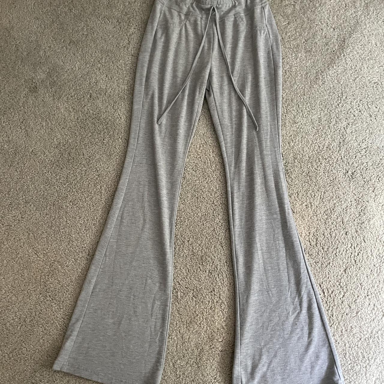 extra small grey flare leggings (tall girl friendly) Depop
