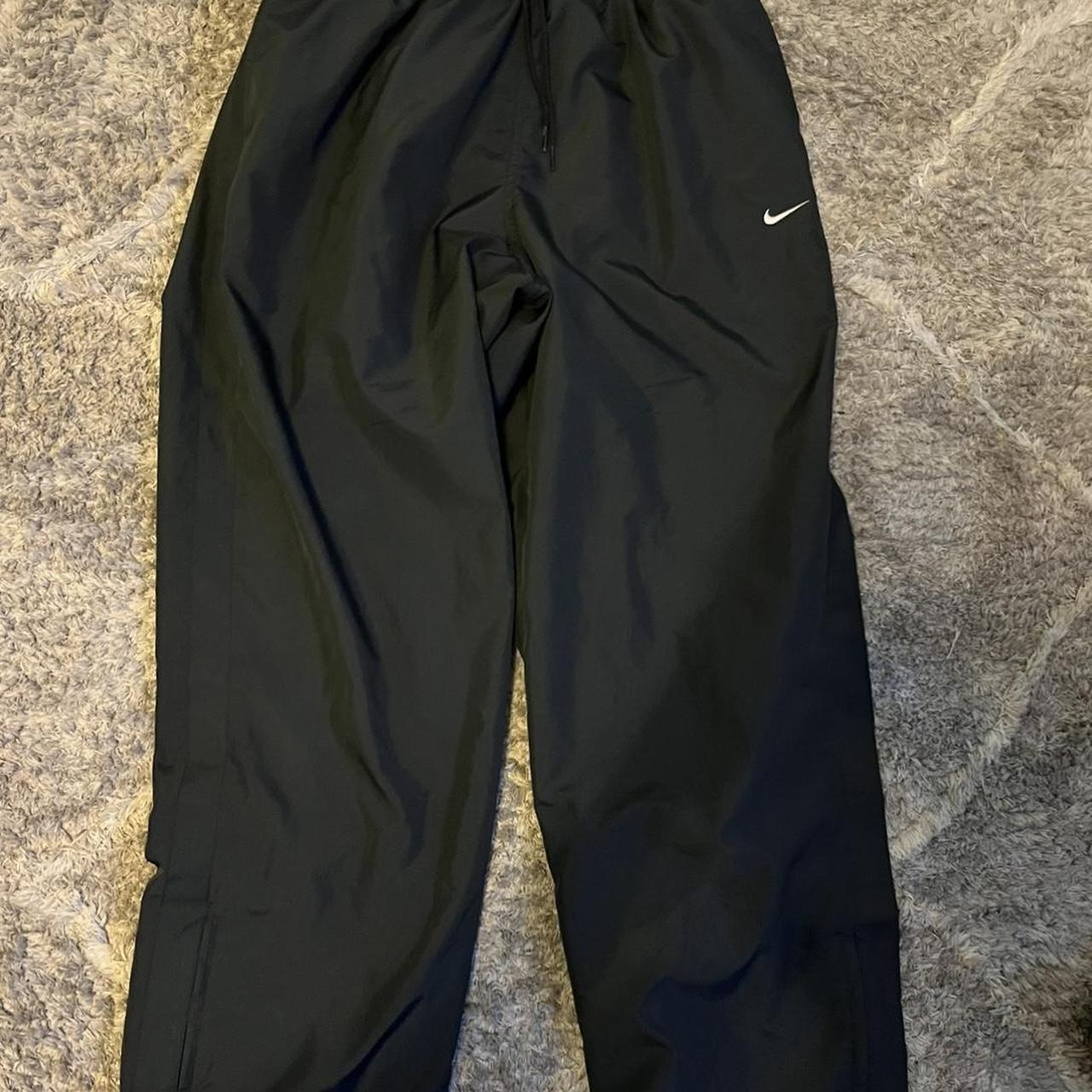 mens nike parachute pants