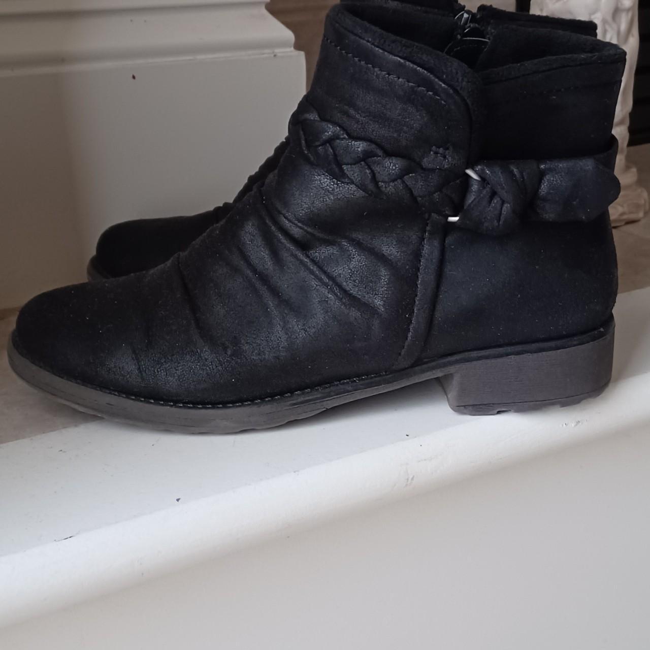 Baretraps store black booties