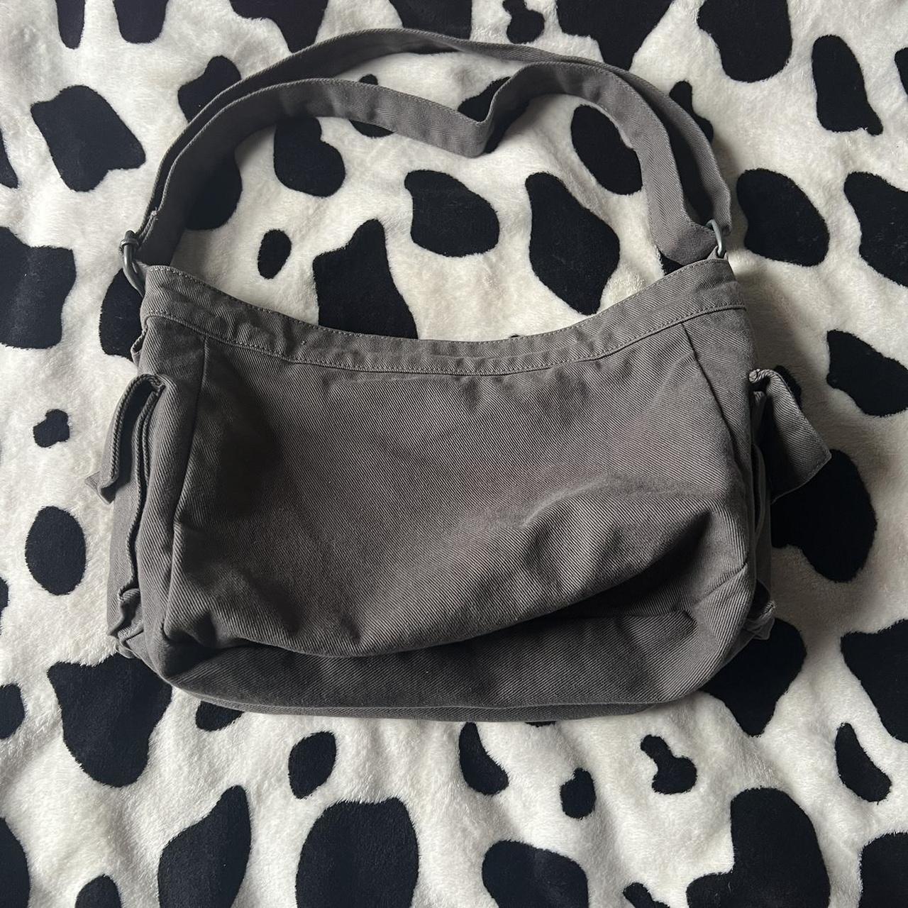brandy melville messenger bag 🤍unique... Depop