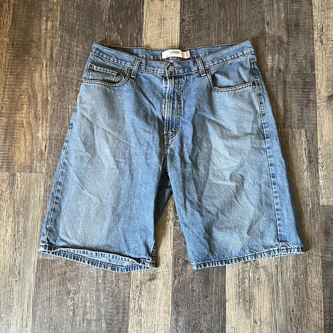 Levi’s 569 Loose Fit Jorts Size 36” waist 11”... - Depop