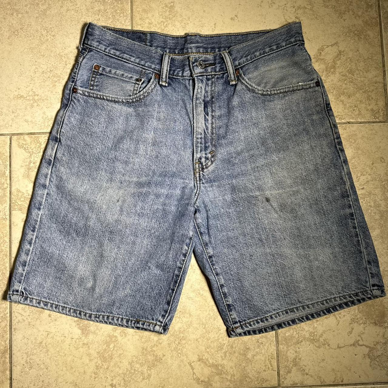 Levi’s 550 Relaxed Fit Jorts Tagged 32 but I... - Depop