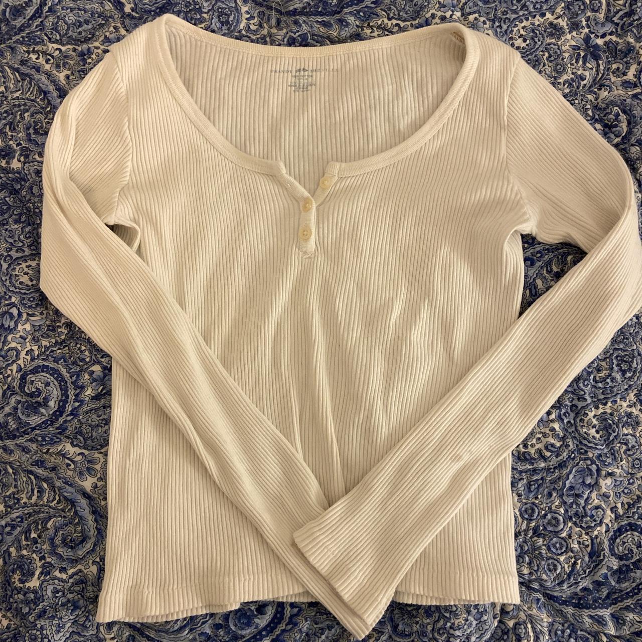 Brandy Melville Solid White Long Sleeve Button-Down Shirt One Size - 44%  off