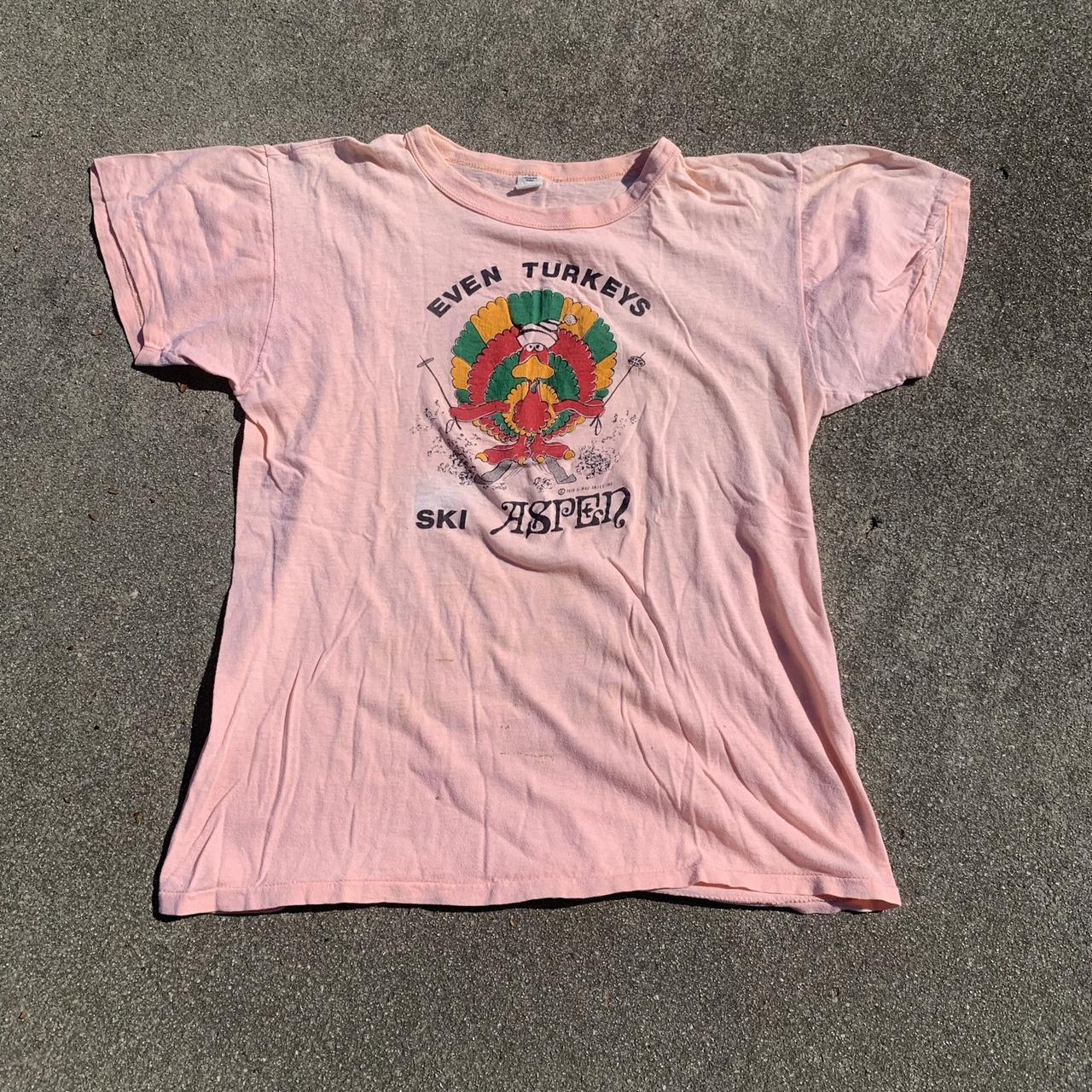 Men's Pink and Black T-shirt | Depop