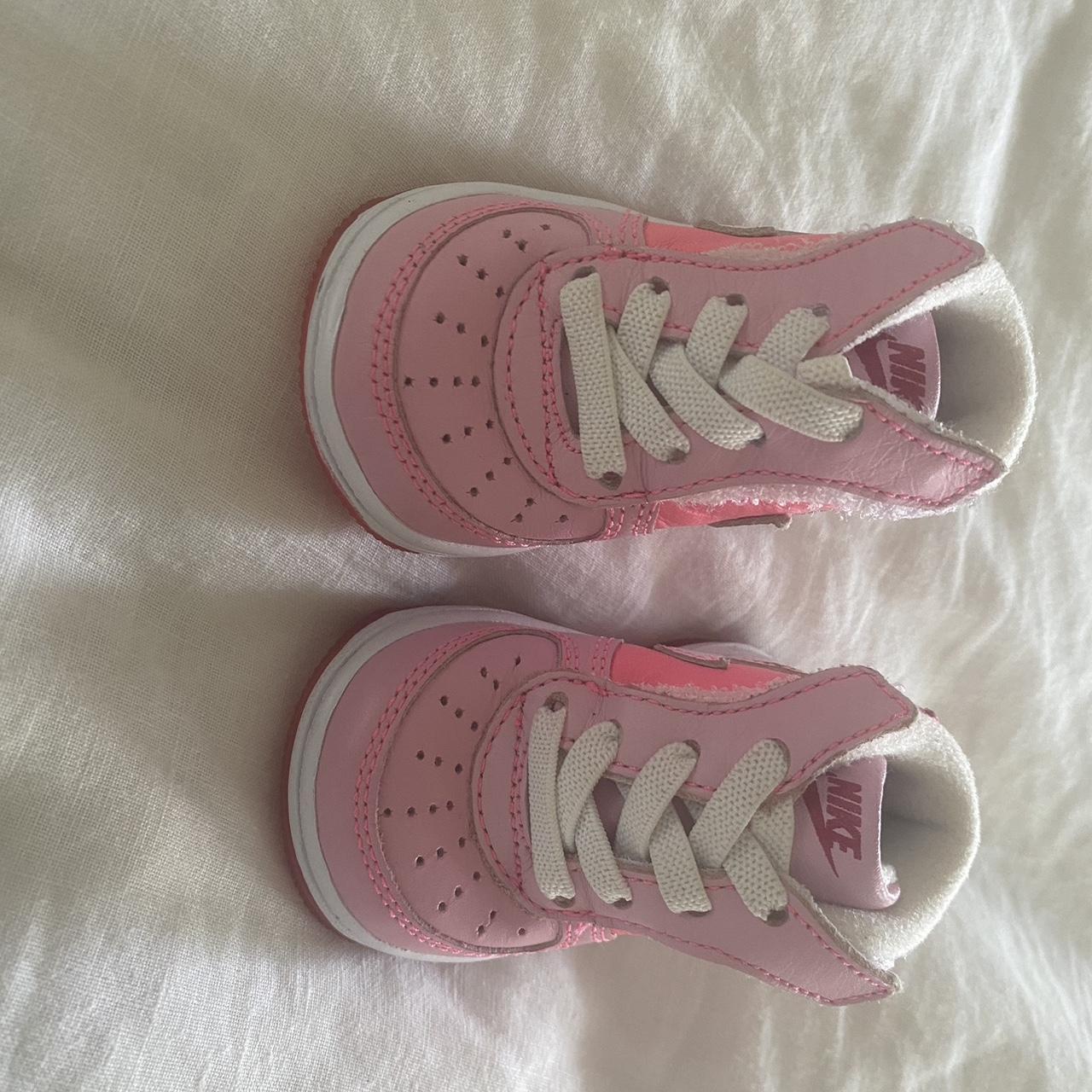 Baby girl cheap nike trainers